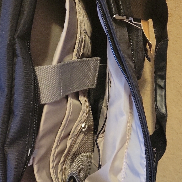 La Packmore Travel Bag New Black Shoulder Laptop - Picture 3 of 4